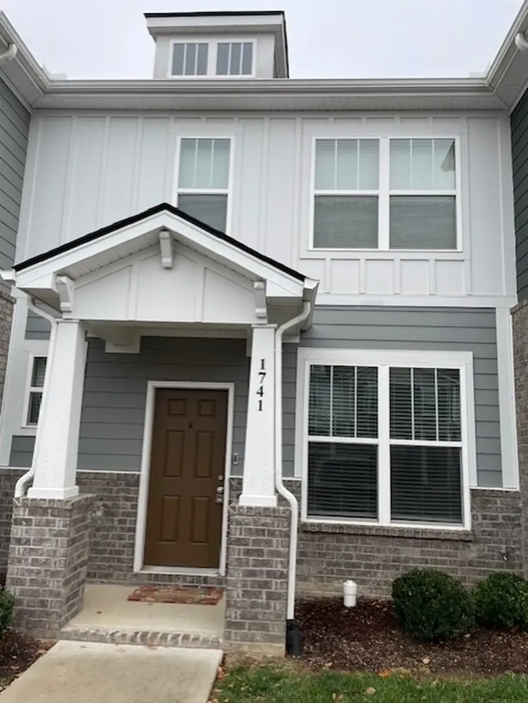 1741 Frodo Way Murfreesboro TN 37128