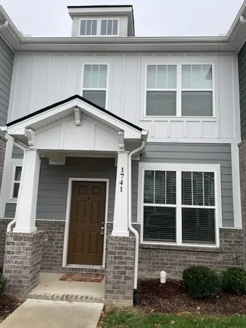 1741 Frodo Way Murfreesboro TN 37128