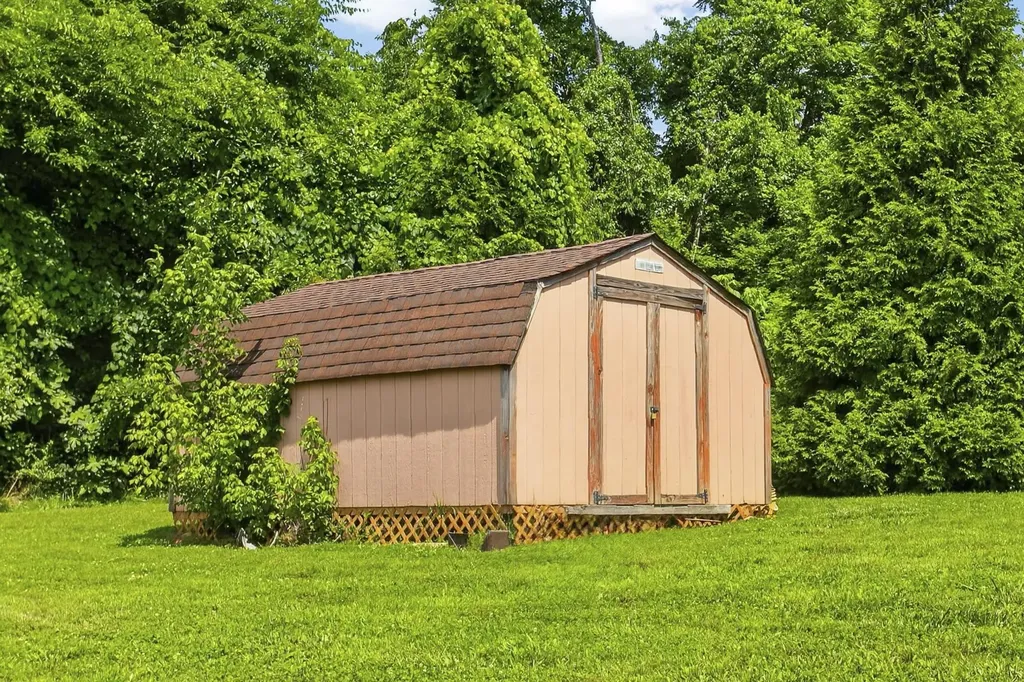 2305 Clara Mathis Road Spring Hill TN 37174