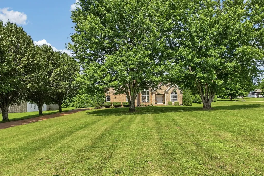 2305 Clara Mathis Road Spring Hill TN 37174
