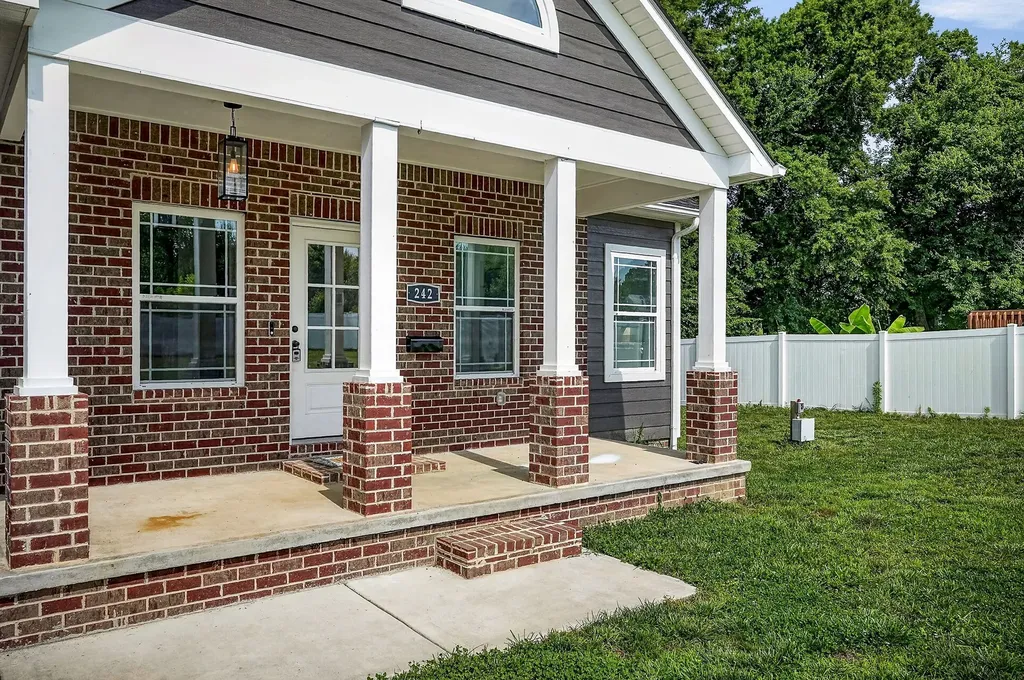 242 Grace Drive Sparta TN 38583