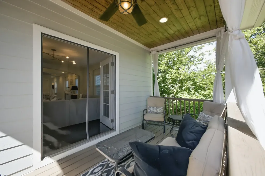 1010B Dozier Place Nashville TN 37216