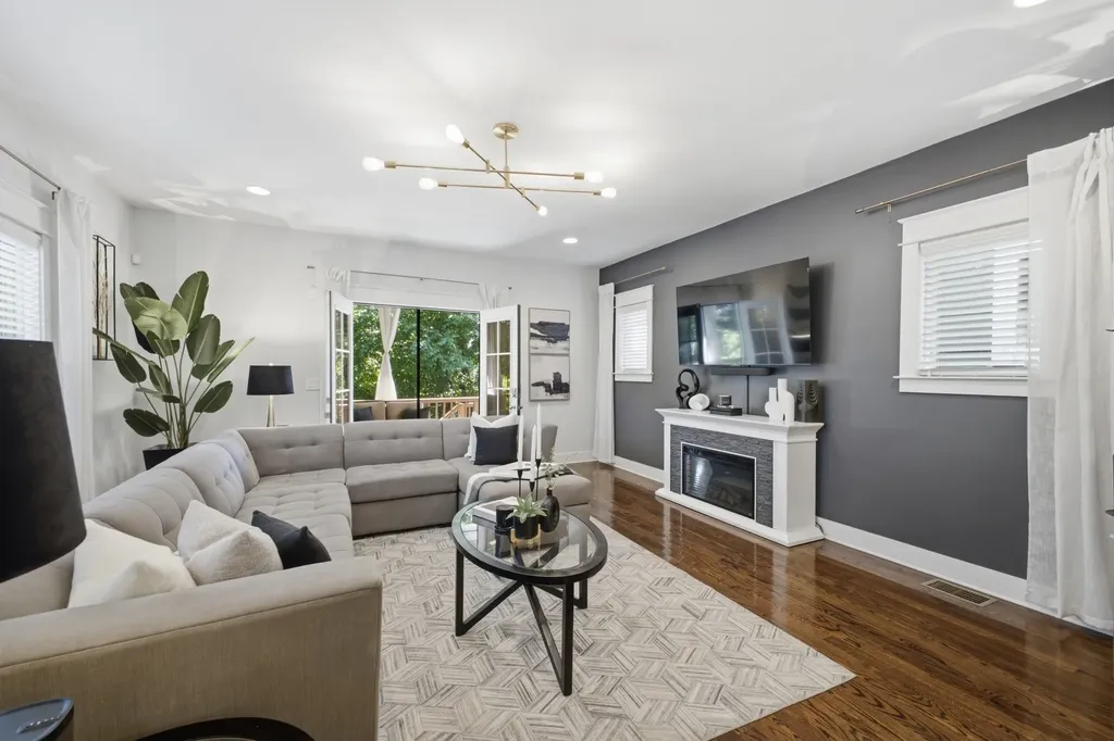 1010B Dozier Place Nashville TN 37216