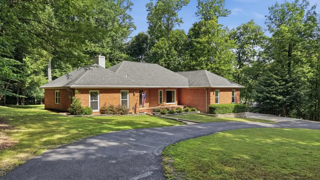 419 Laurel Crown Road Manchester TN 37355
