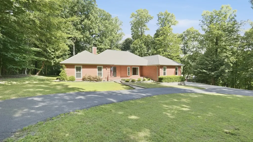419 Laurel Crown Road Manchester TN 37355