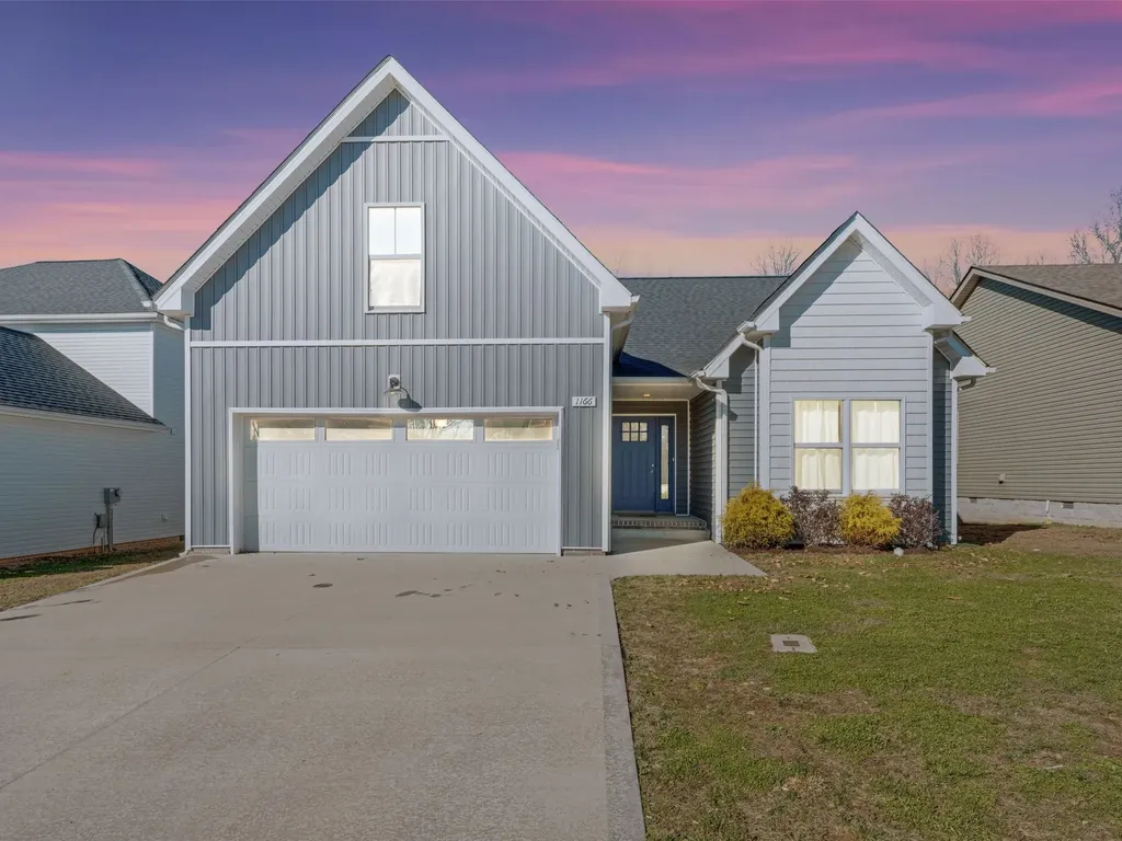 1166 Old Charlotte Trace Clarksville TN 37040