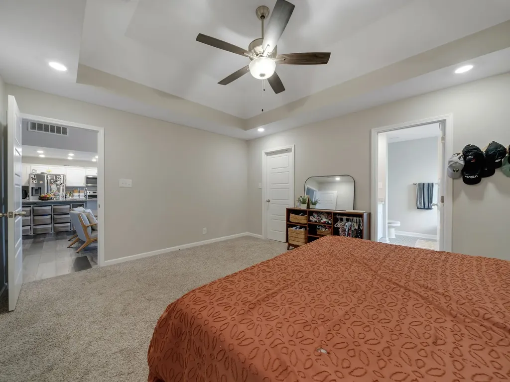 1166 Old Charlotte Trace Clarksville TN 37040