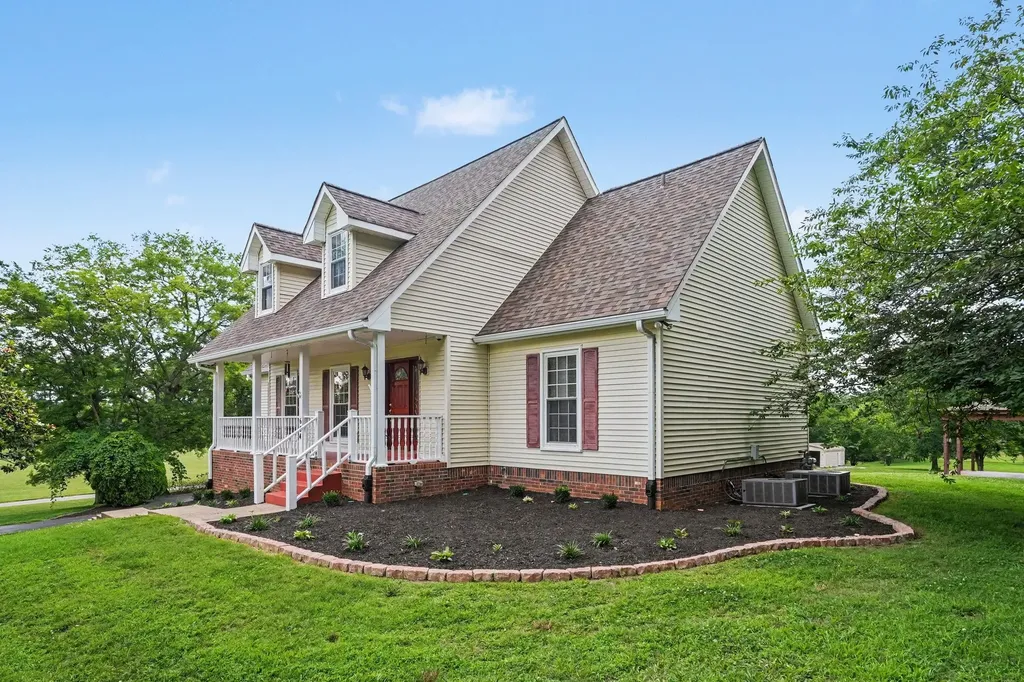624 N Woodson Road Clarksville TN 37043