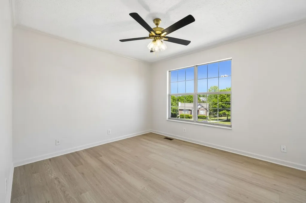 105 Hampton Court Hendersonville TN 37075