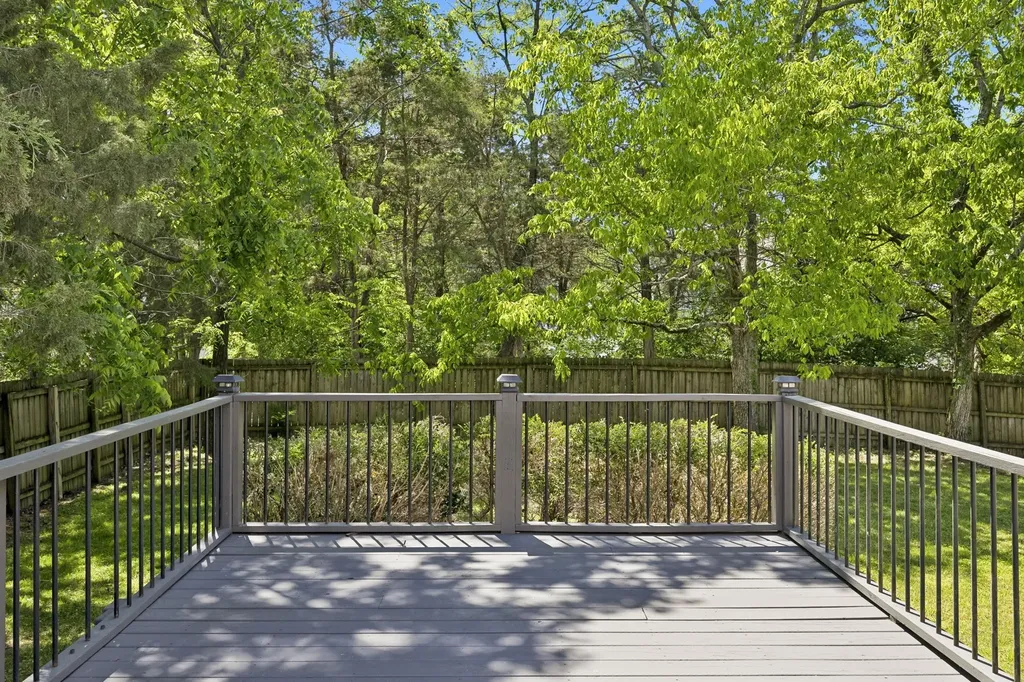 105 Hampton Court Hendersonville TN 37075
