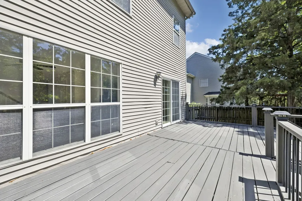 105 Hampton Court Hendersonville TN 37075