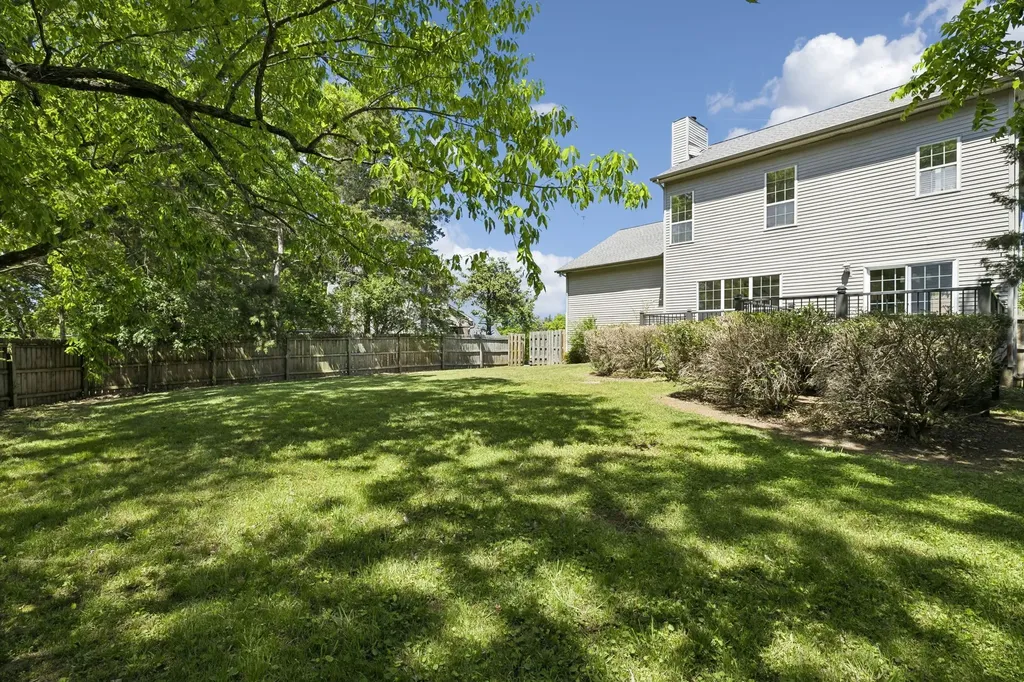 105 Hampton Court Hendersonville TN 37075