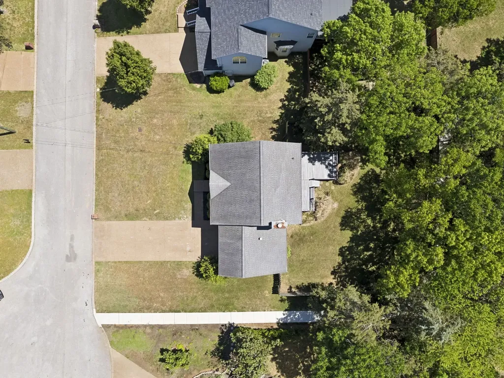 105 Hampton Court Hendersonville TN 37075