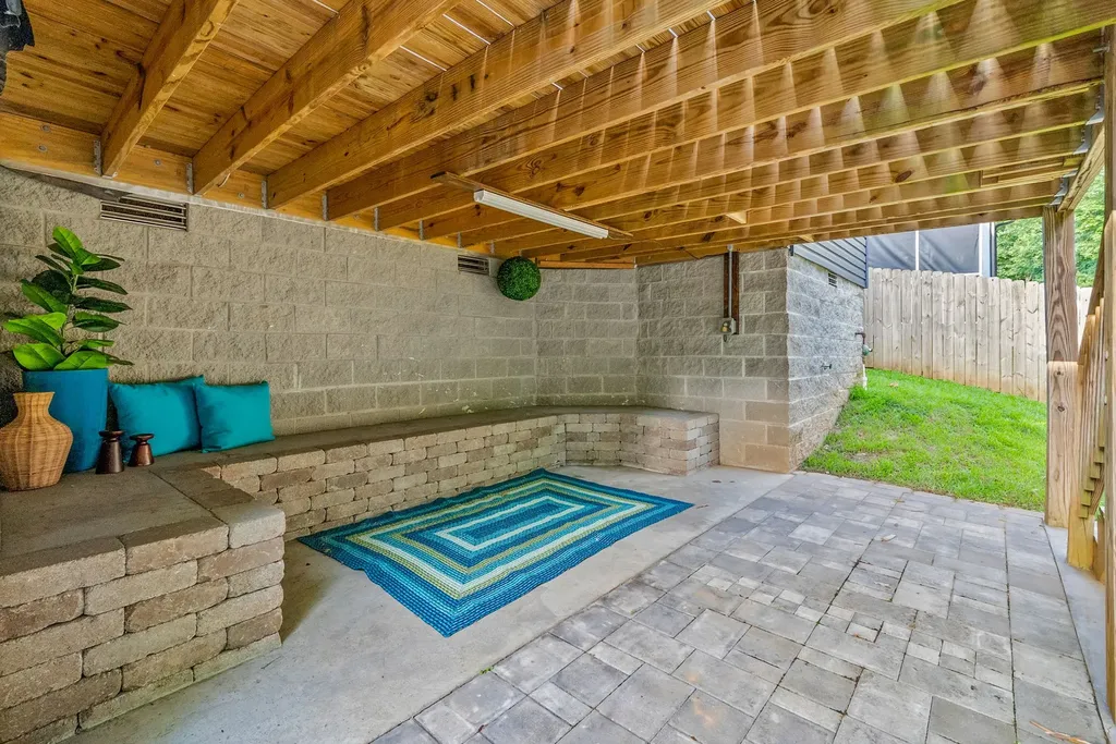 1134 Eagles Nest Lane Clarksville TN 37040