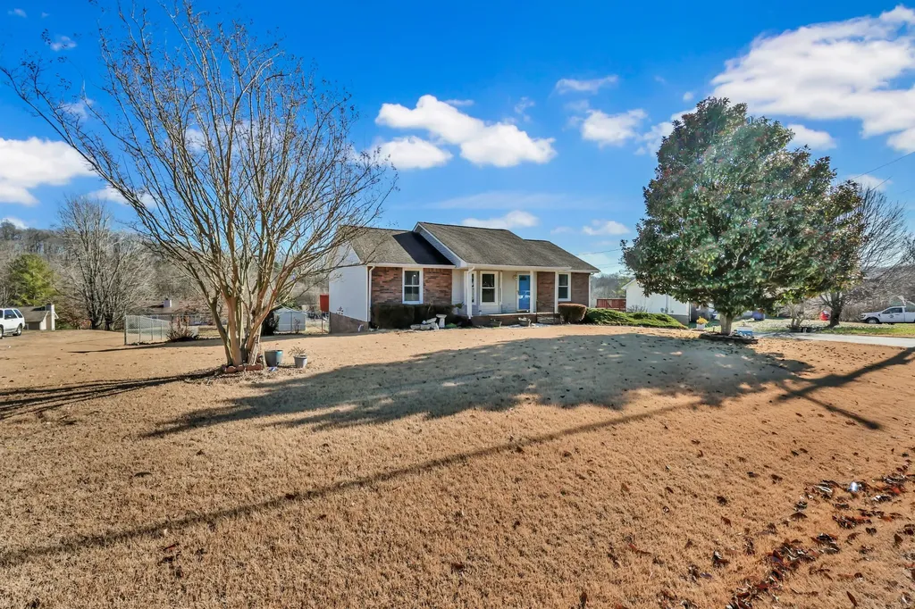 1412 Mcclardy Road Clarksville TN 37042