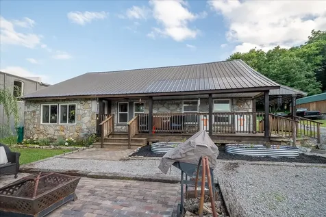 102 Church Street Petersburg TN 37144