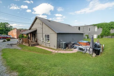 102 Church Street Petersburg TN 37144