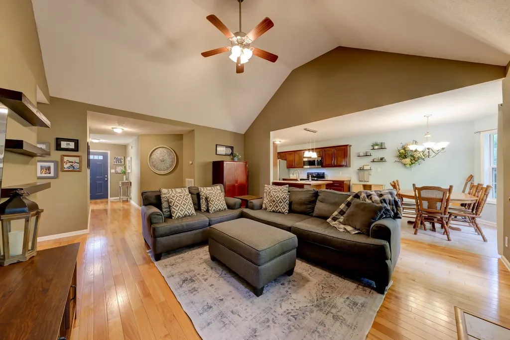 2677 Hidden Ridge Court Clarksville TN 37043