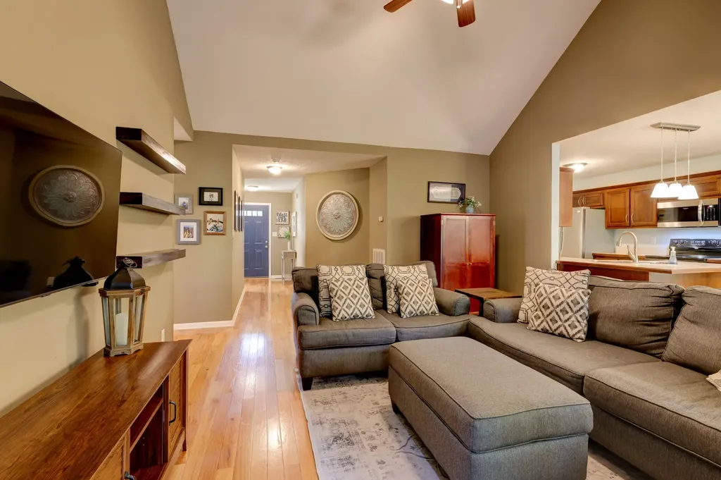 2677 Hidden Ridge Court Clarksville TN 37043