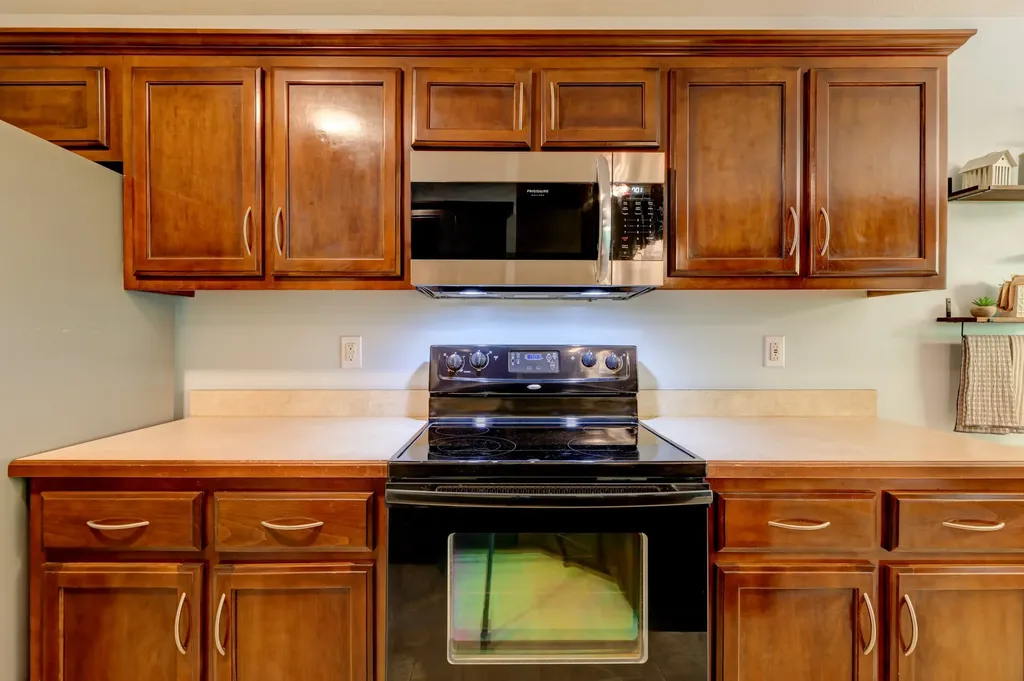2677 Hidden Ridge Court Clarksville TN 37043