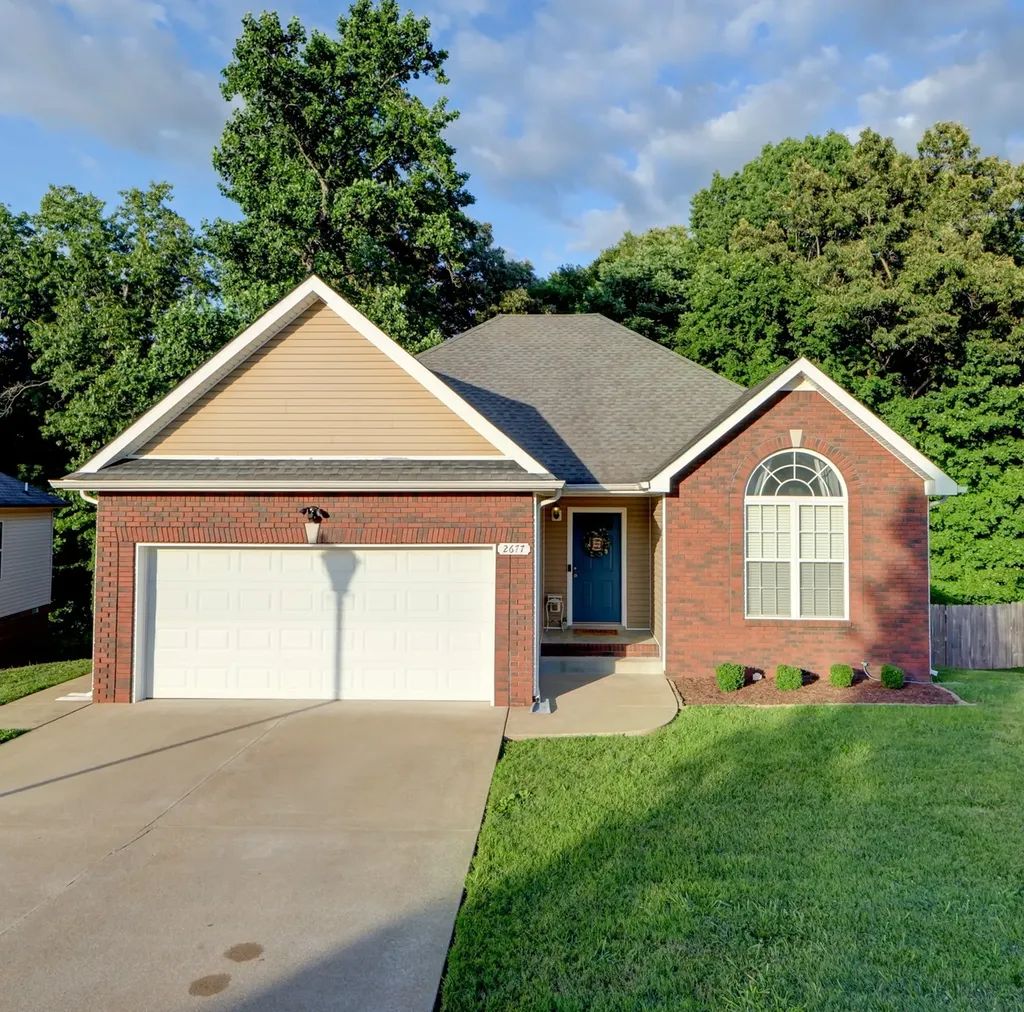 2677 Hidden Ridge Court Clarksville TN 37043