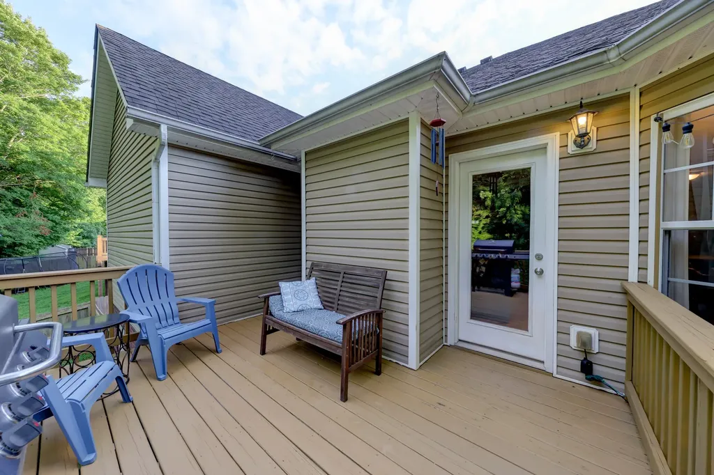 2677 Hidden Ridge Court Clarksville TN 37043