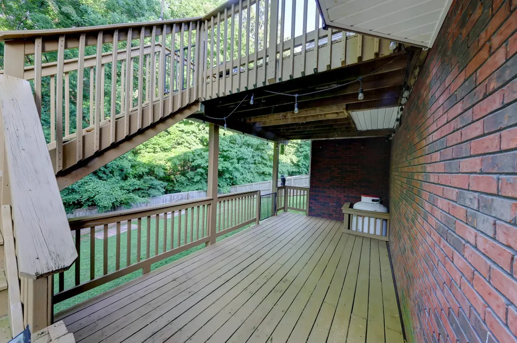 2677 Hidden Ridge Court Clarksville TN 37043