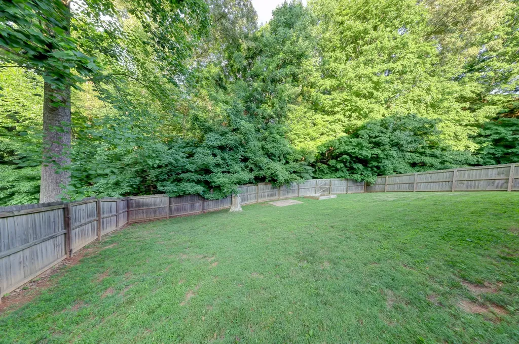 2677 Hidden Ridge Court Clarksville TN 37043