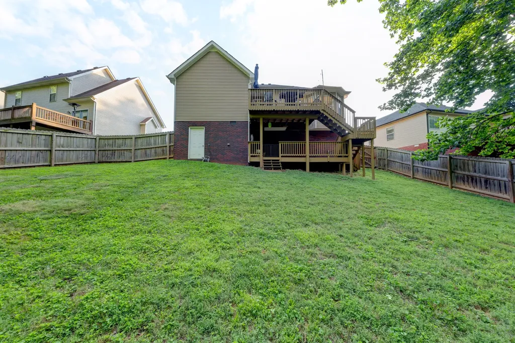 2677 Hidden Ridge Court Clarksville TN 37043