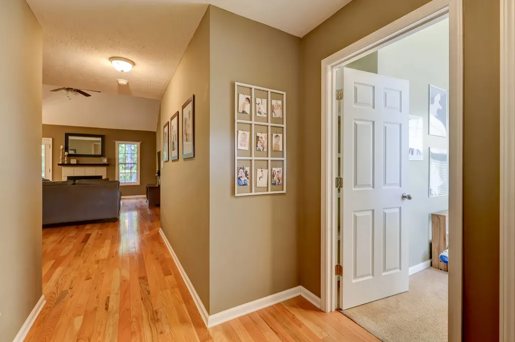 2677 Hidden Ridge Court Clarksville TN 37043