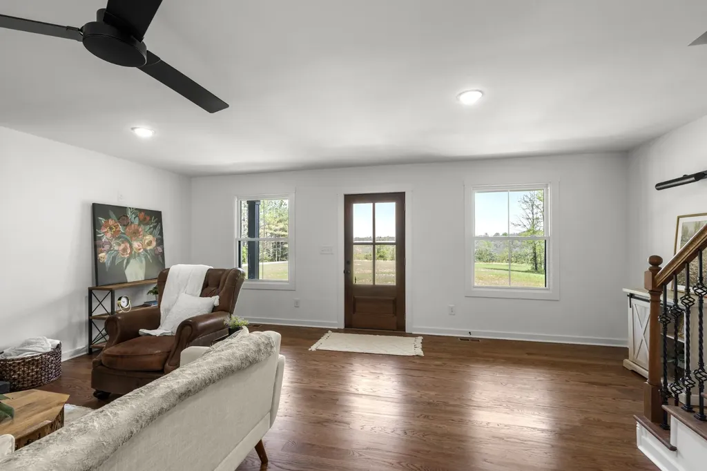 2210 Garners Creek Road Dickson TN 37055