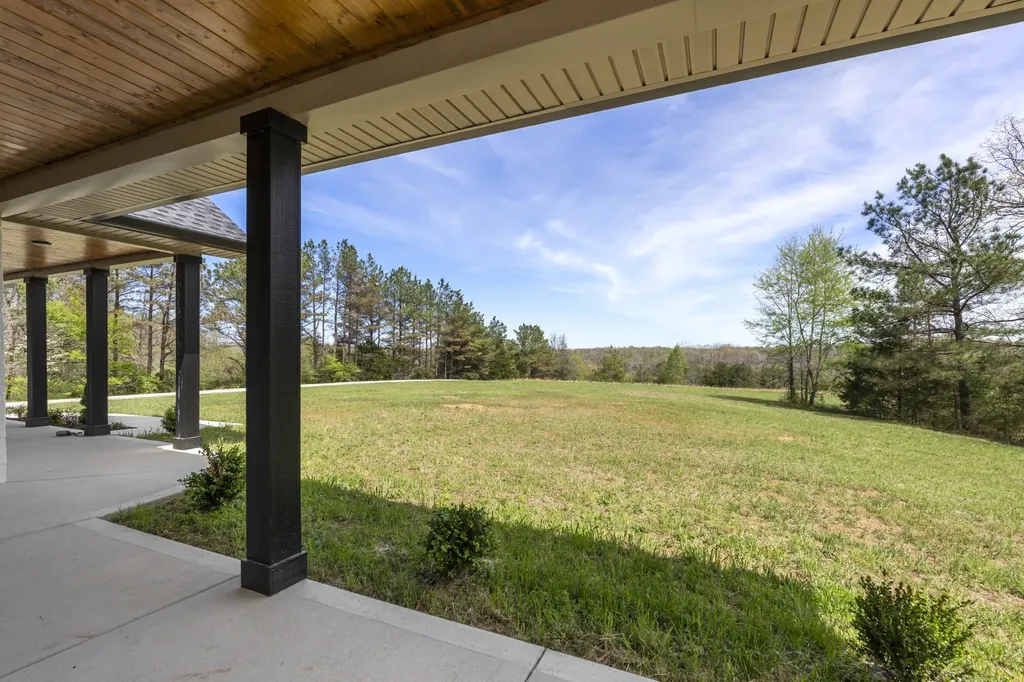 2210 Garners Creek Road Dickson TN 37055