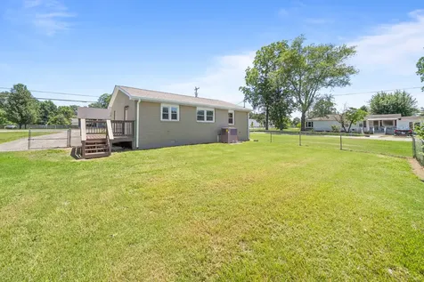 201 10th Ave, N Decherd TN 37324