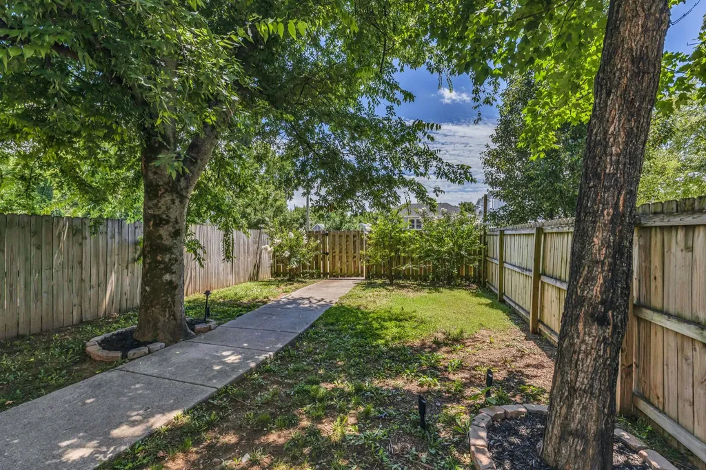 1108 Cahal Avenue Nashville TN 37206