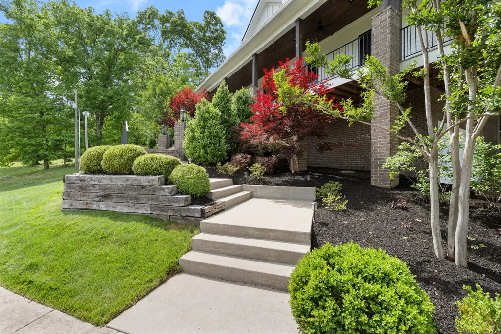 119 Century Oak Drive Franklin TN 37069