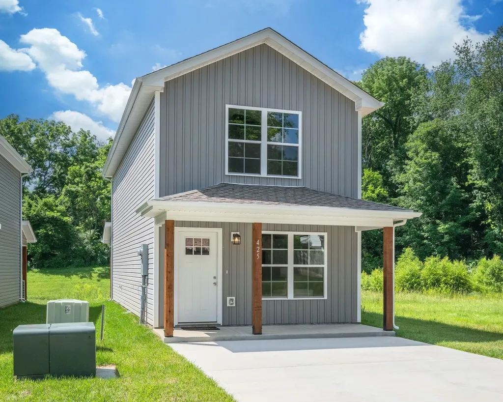 425 Via Drive Clarksville TN 37043