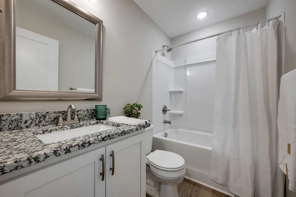 425 Via Drive Clarksville TN 37043