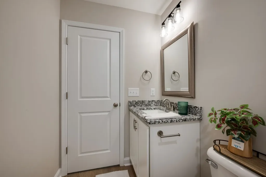 425 Via Drive Clarksville TN 37043