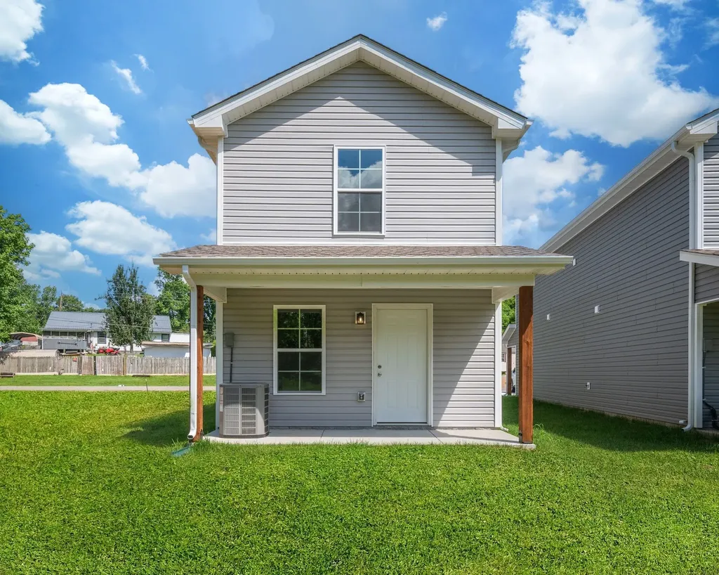 425 Via Drive Clarksville TN 37043
