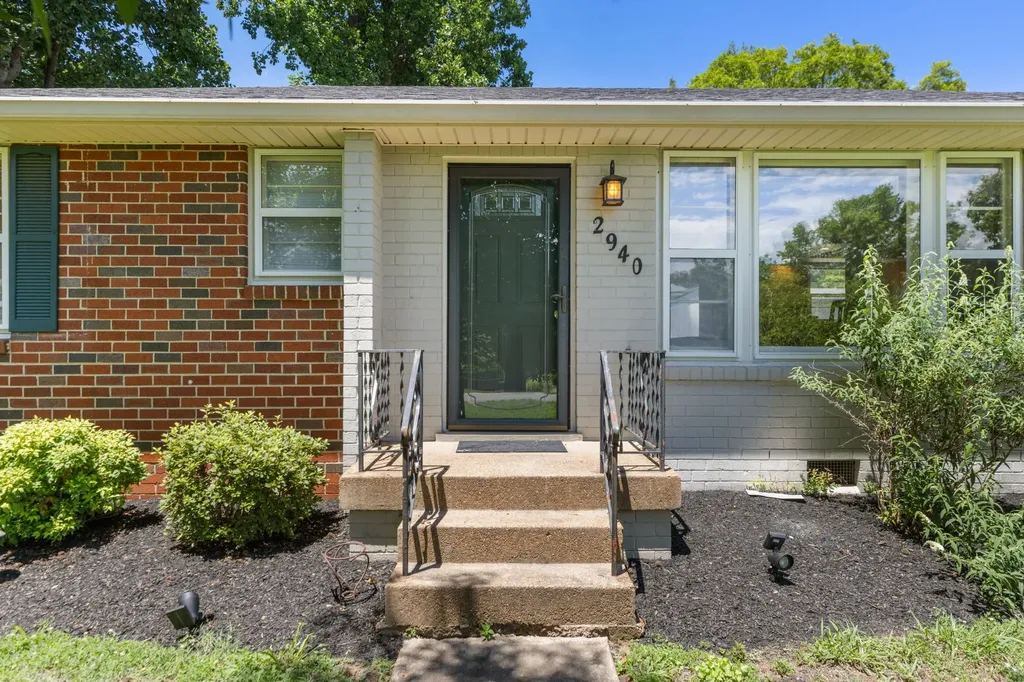 2940 Fernbrook Lane Nashville TN 37214