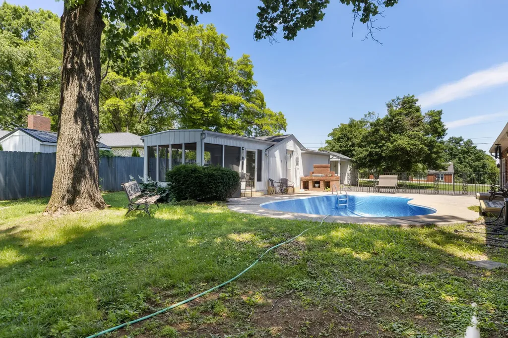 2940 Fernbrook Lane Nashville TN 37214