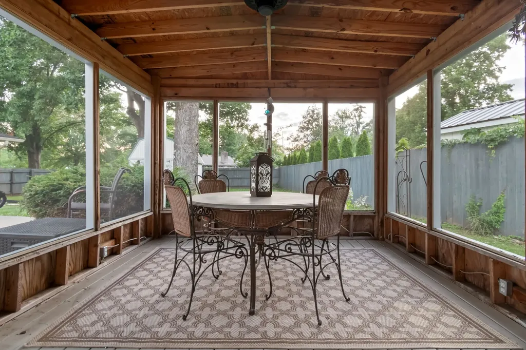 2940 Fernbrook Lane Nashville TN 37214