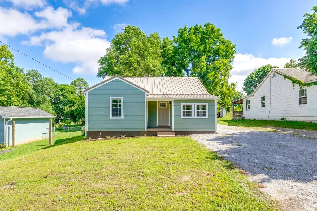 404 Green Acres Drive Columbia TN 38401