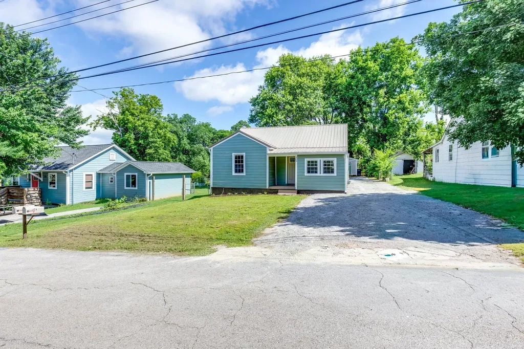 404 Green Acres Drive Columbia TN 38401
