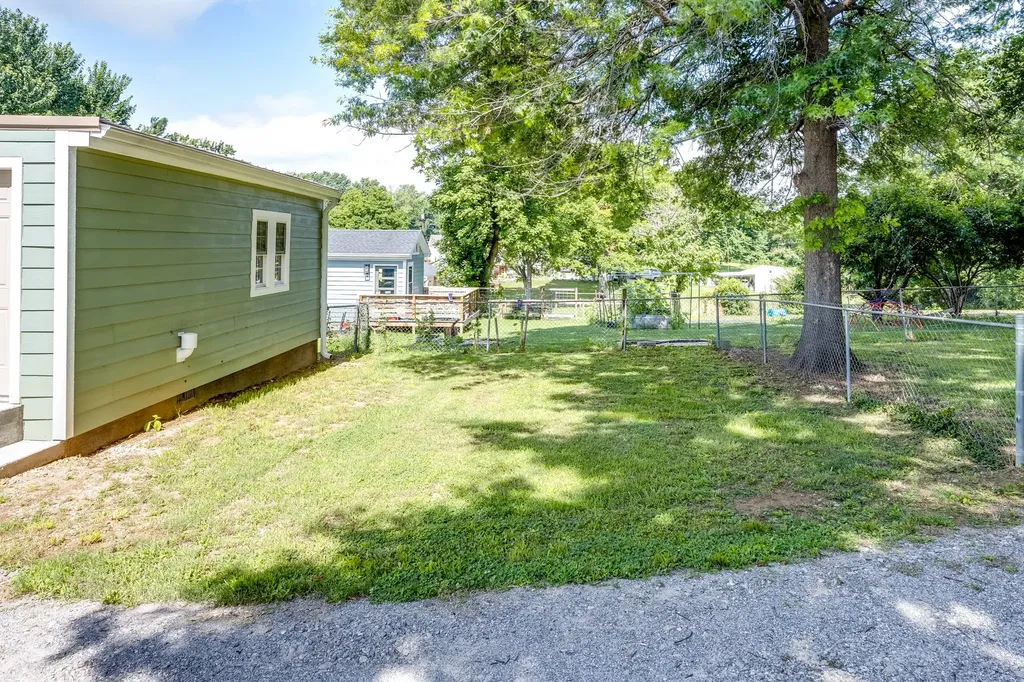 404 Green Acres Drive Columbia TN 38401
