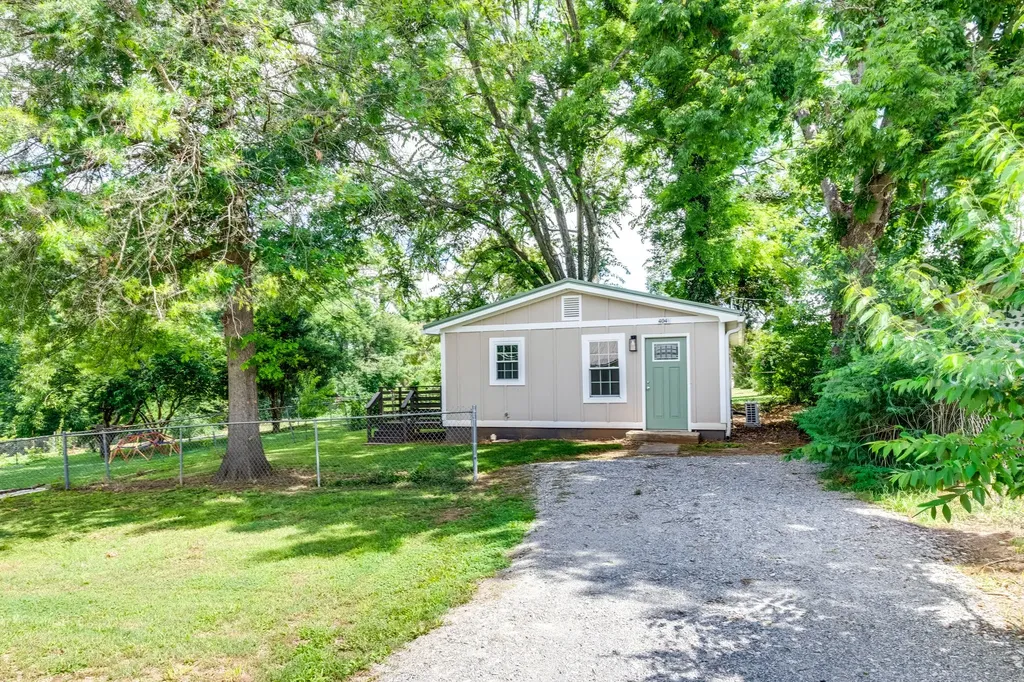 404 Green Acres Drive Columbia TN 38401