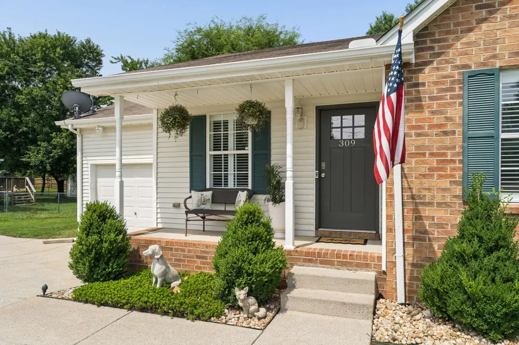 309 Vernon Traylor Drive Smyrna TN 37167