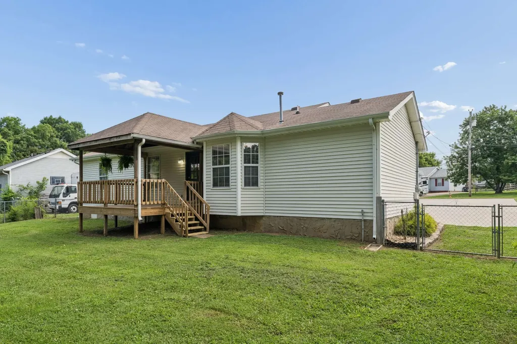 309 Vernon Traylor Drive Smyrna TN 37167