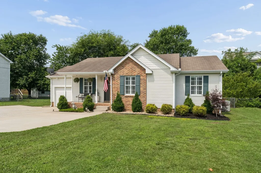 309 Vernon Traylor Drive Smyrna TN 37167