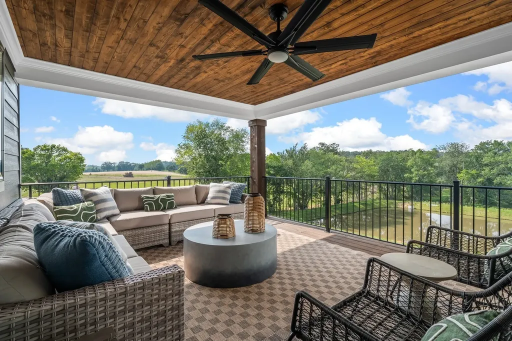 112 Cedarstone Drive Mount Juliet TN 37122